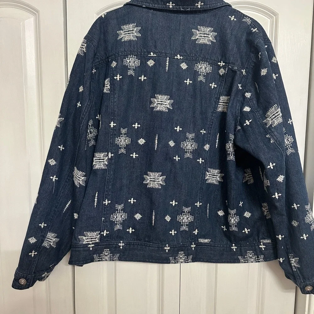 Laura Ashley Denim Southwest Embroidered Rhinestone Button jean jacket Sz 2X - Picture 3 of 7